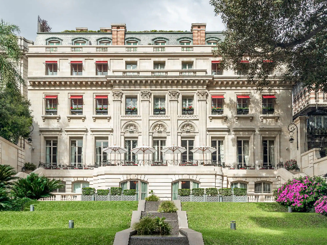 Pese a un escenario más crítico, los hoteles 4 y 5 estrellas conservan mayor interés de la  demanda