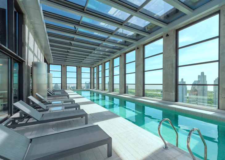 Una propuesta singular en el bajo porteño