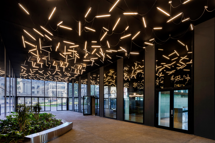 Una propuesta singular en el bajo porteño