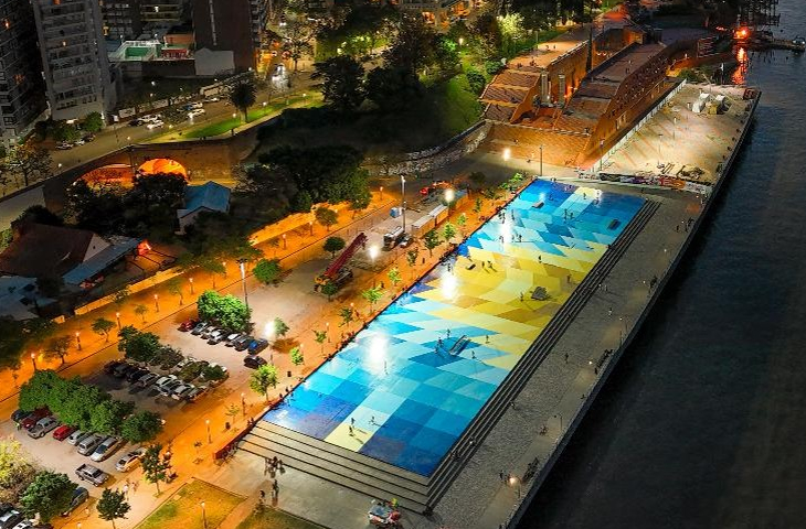 Una bandera argentina sobre 3200 metros cuadrados