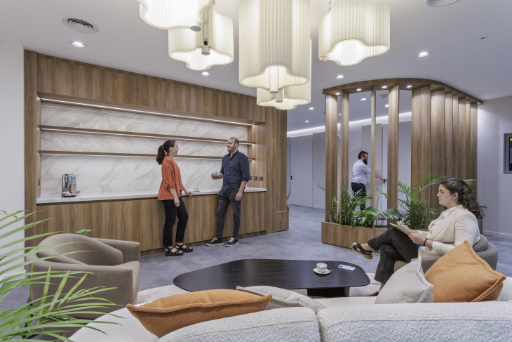 Exigencias del paulatino retorno a las oficinas