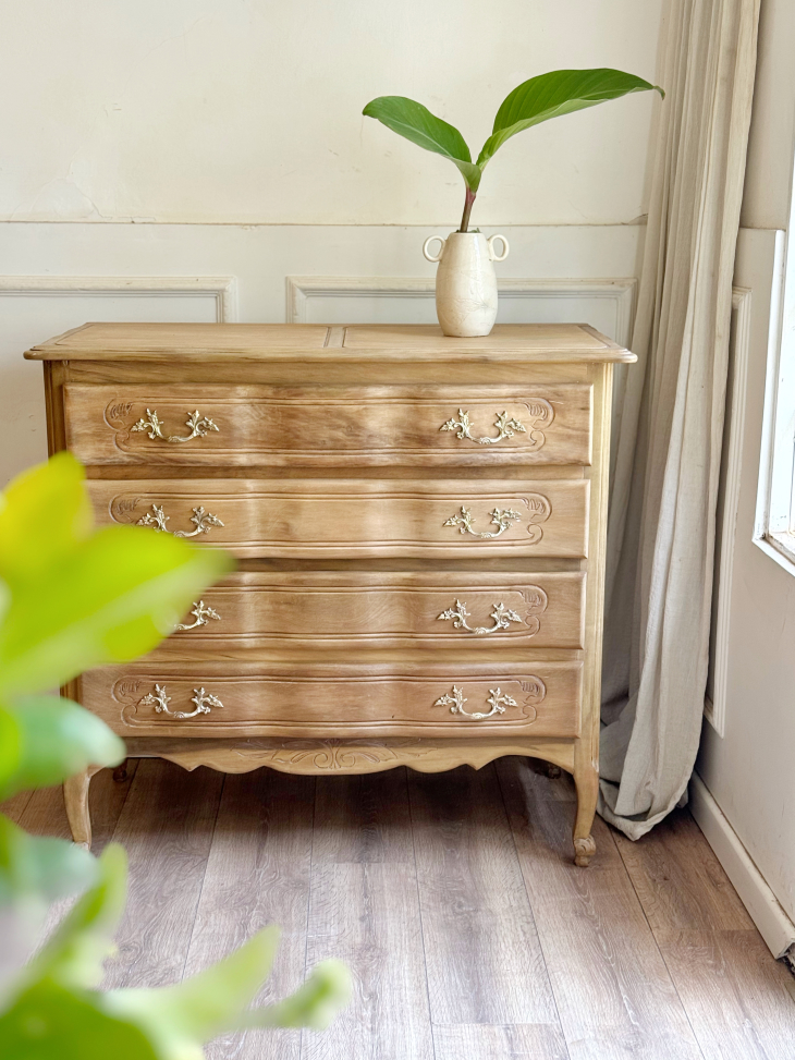 Muebles de madera que preservan la historia de las familias