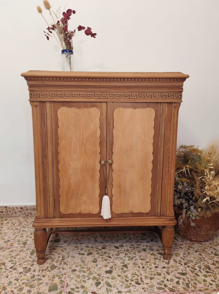 Muebles de madera que preservan la historia de las familias
