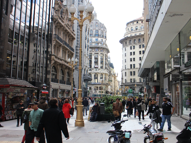 Retail: Mayor disponibilidad de locales y consumidores más selectivos