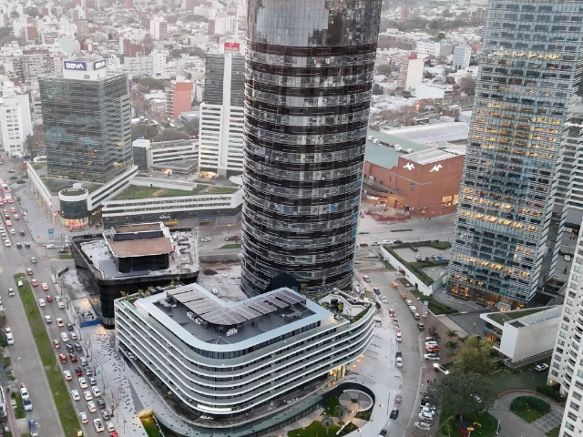 Montevideo amplía casi 15% su inventario de oficinas