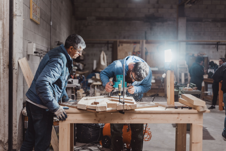 20 años abriendo puertas: muchas personas que se reinventaron aprendiendo un oficio
